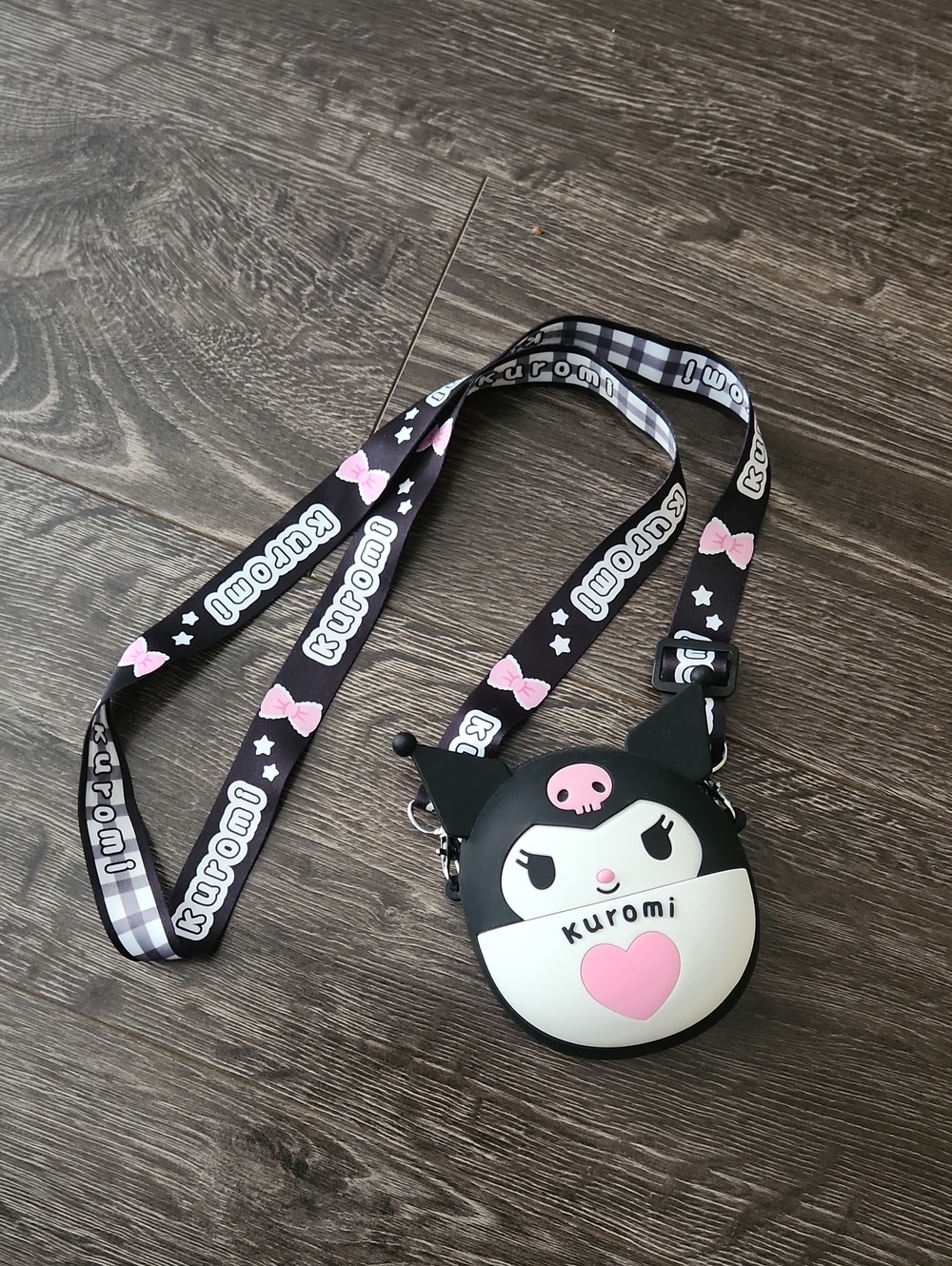 🖤 3D Sanrio '22 Kuromi Black & Pink Silicone Crossbody Bag With Straps